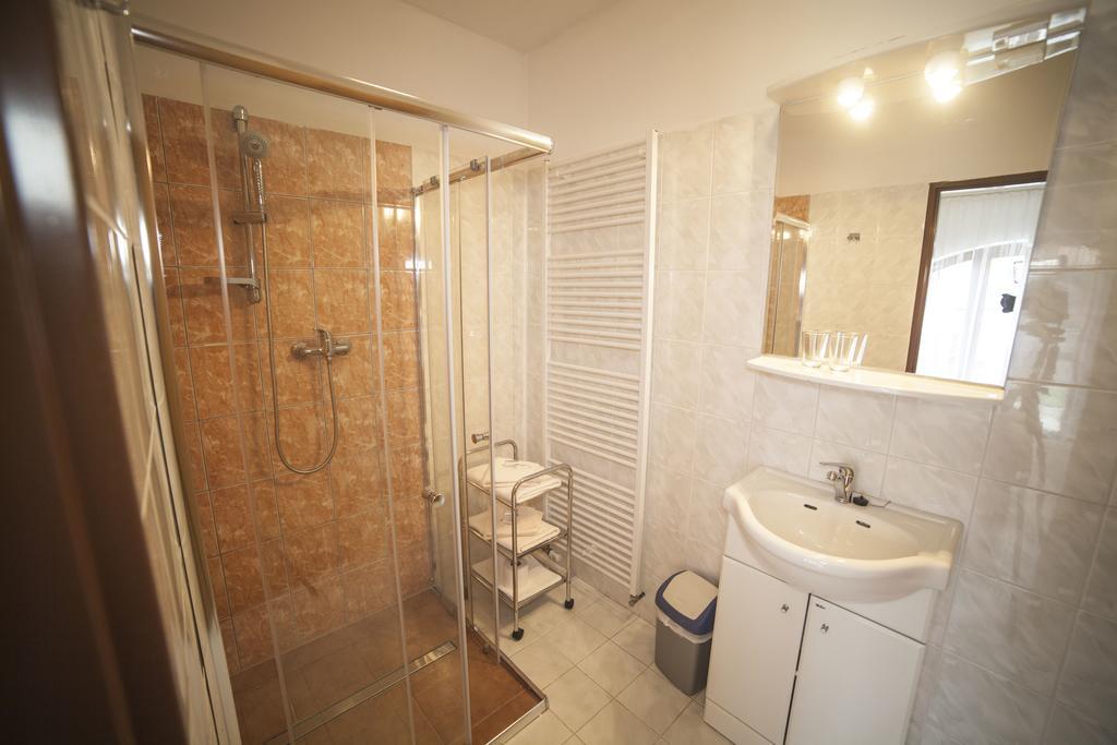 Hotel Fogl Nová Bystřice Dış mekan fotoğraf